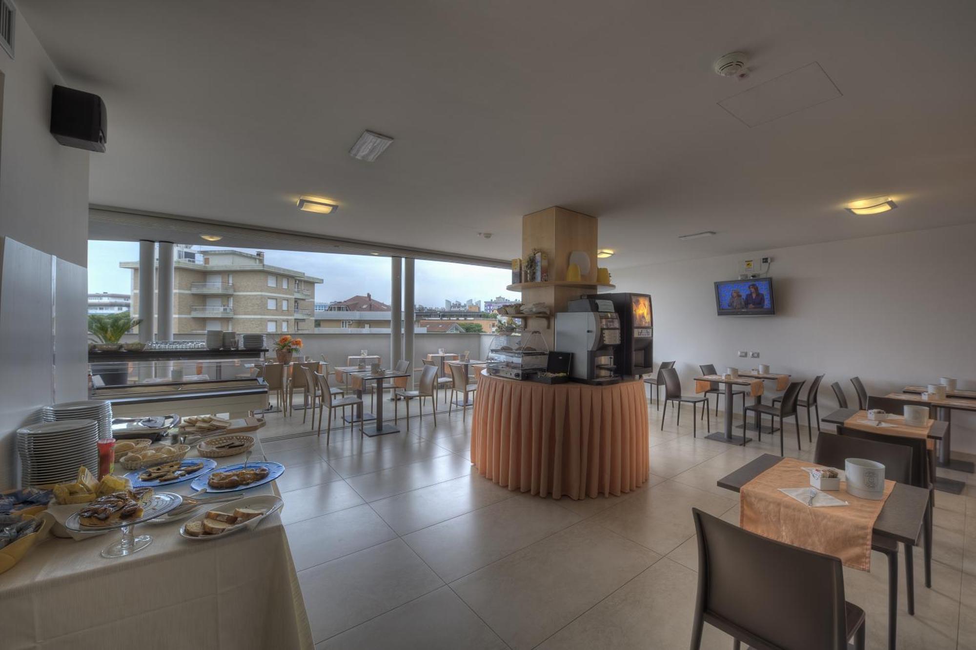 Hotel Pasha Lignano Sabbiadoro Eksteriør billede