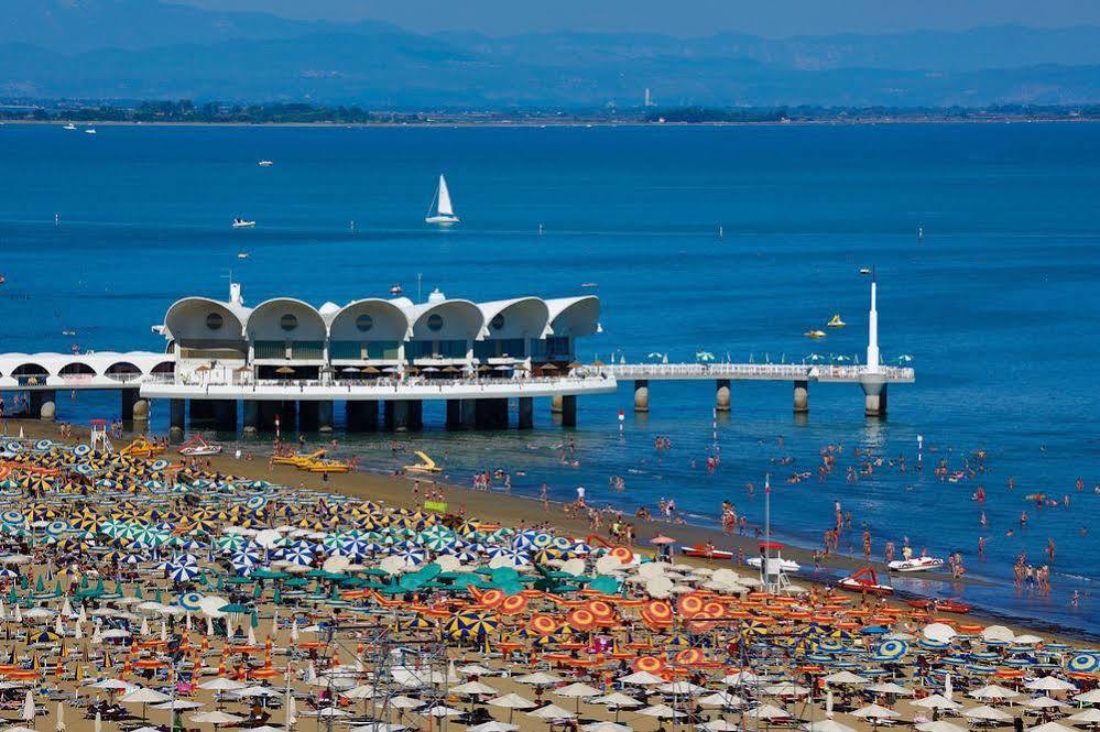 Hotel Pasha Lignano Sabbiadoro Eksteriør billede