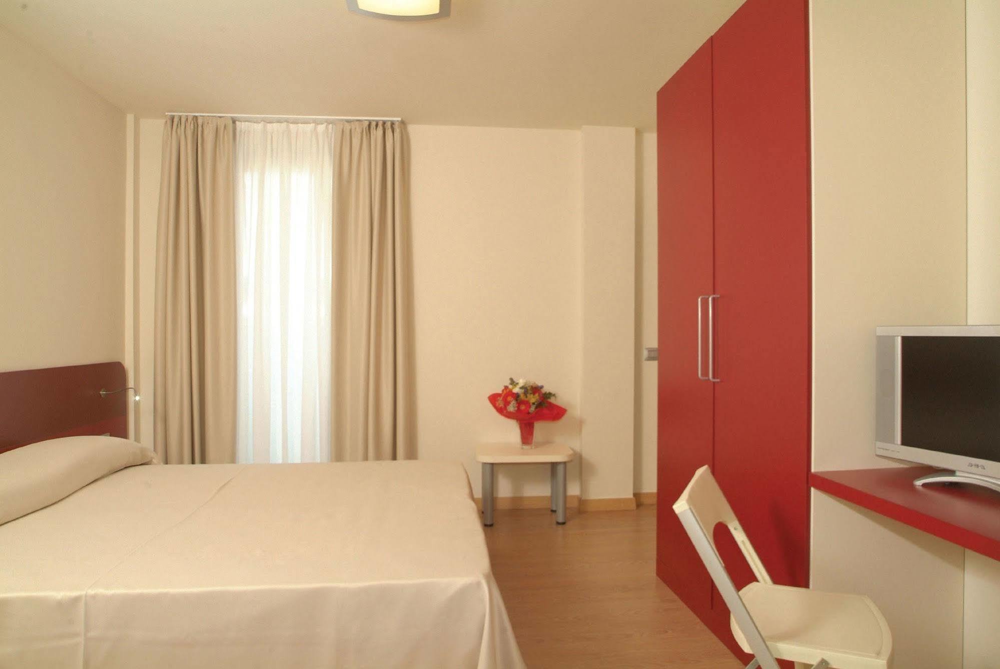 Hotel Pasha Lignano Sabbiadoro Eksteriør billede