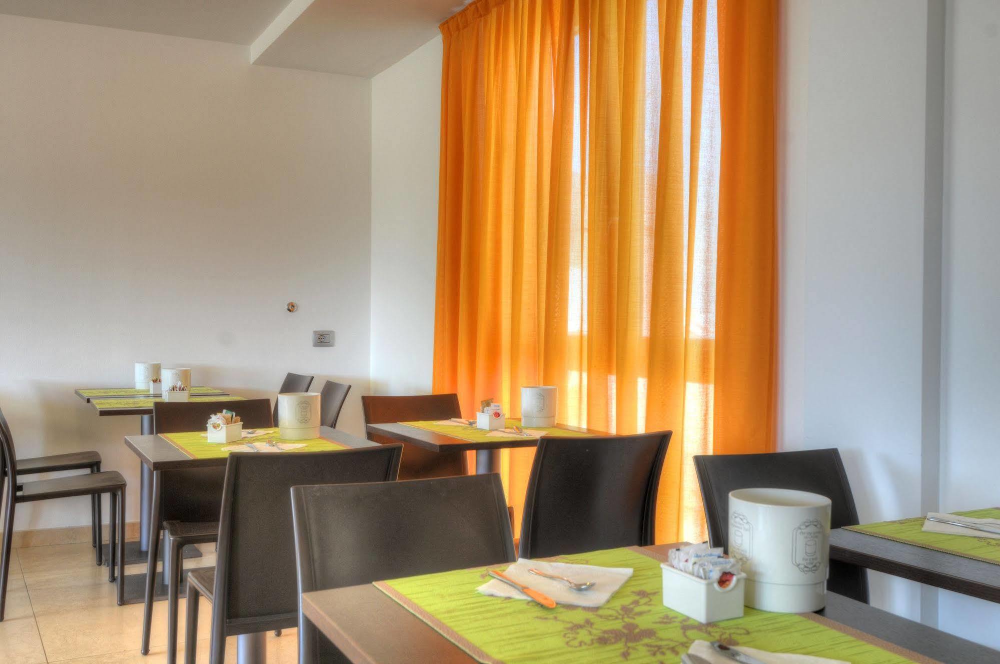 Hotel Pasha Lignano Sabbiadoro Eksteriør billede